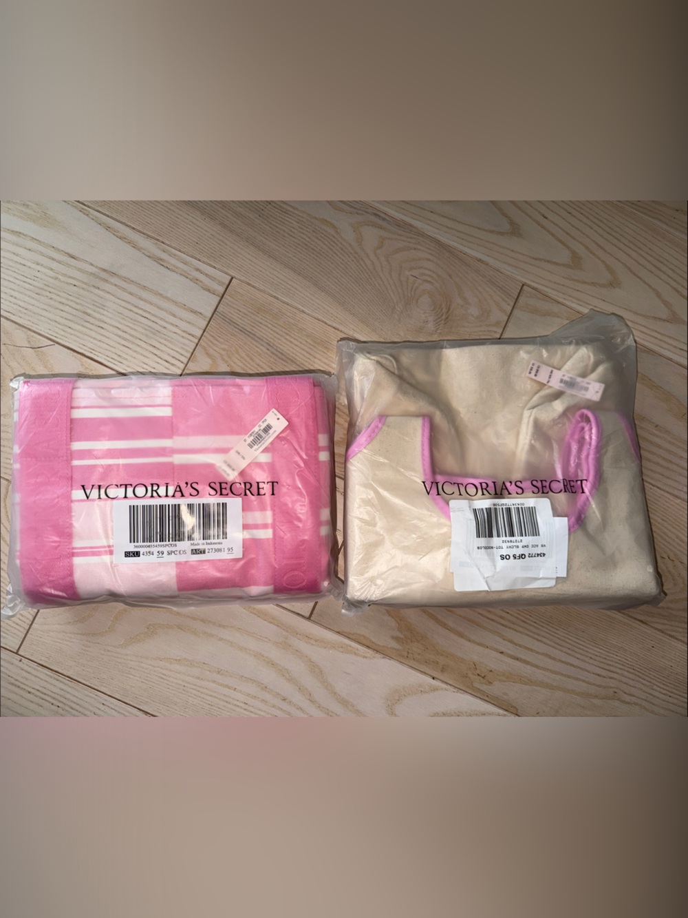 NWT! Victoria's Secret Summer Tote Bags
